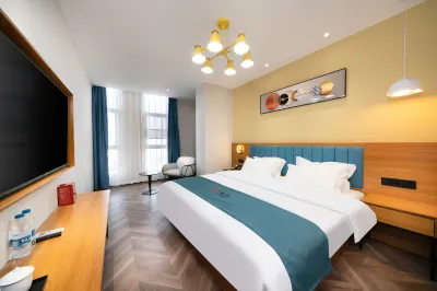Locals Boutique Hotel (Optics Valley 3rd Road Changfei Science and Technology Park)