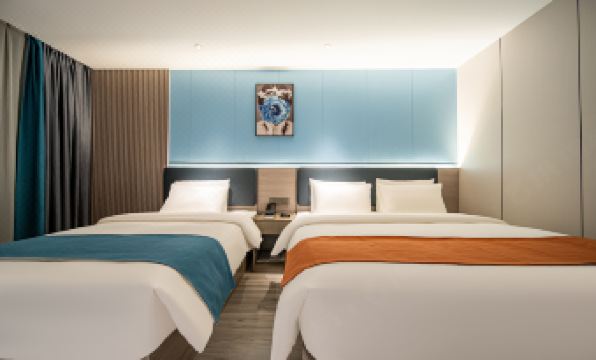 Hao Li Hotel (Fountain Pool Subway Station Minsheng Road Food Street)