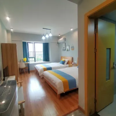 Poetic Apartment Hotels in East high speed railway station business district