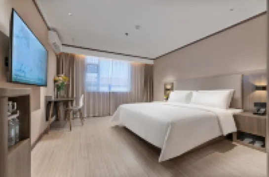 HanTing Hotel (Guangzhou Baiyun Airport Renhe Subway Station) Hotels in Guangzhou