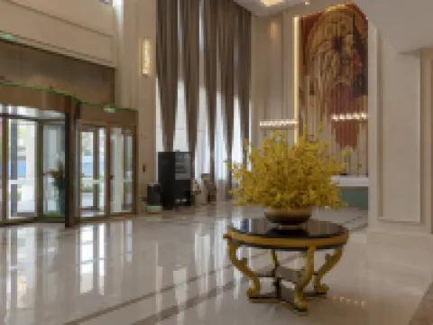 Vienna International Hotel (Tangyin Shangyi Square) Hotels in Tangyin