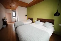 Guyan Huaxiang Jiangnan Hostel