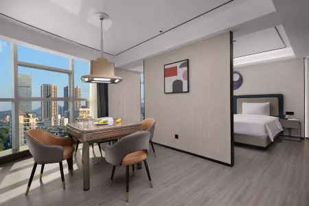 OKDAY Hotel (Lugu Science and Technology Park Jiantang Subway Station)