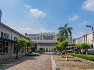 Nanfang Yiyuan Hotel