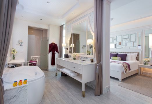 유 사톤 방콕 객실 이미지