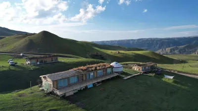 Tekes Mountain Homestay Các khách sạn gần Qiongkushitai Village