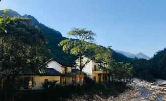 Gupo Mountain Third Sister Story Forest Hot Spring Travel Healing Resort Hotel