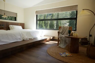 Chalet Houses in Joan Kushtaiheidi