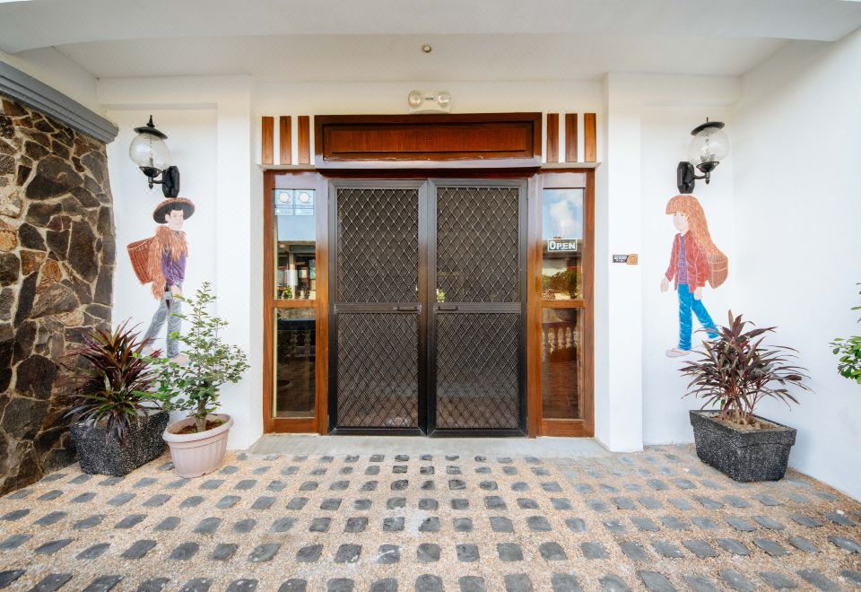 RedDoorz @ Pension Ivatan Batanes 이미지