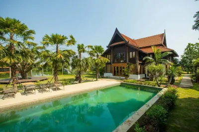 Luxury Thai Lanna house and Farm stay Chiangmai