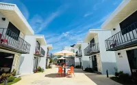 Liuqiu East Star Homestay Hotels in Xiaoliuqiu