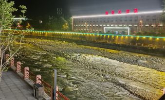 Wenchuan Langqiao Inn