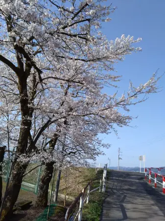Uonuma LenLen House Отели рядом со станцией JR Echigo-Suhara station