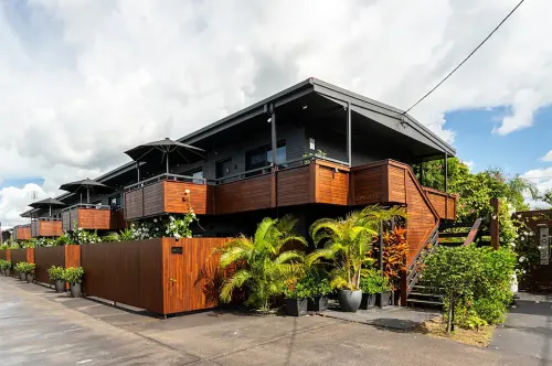 CypressBnB Hotels in Urangan