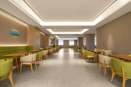 JI Hotel (Beihai Railway Station Square Store)