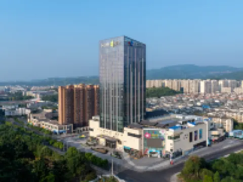 Home2 Suites by Hilton Chengdu Huaizhou New Town Hotel di Jintang County