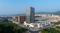 Home2 Suites by Hilton Chengdu Huaizhou New Town Hotels near Large Courtyard of the Tang Family