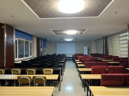 Wanda Business Hotel