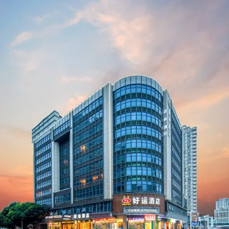 Lucky Hotel