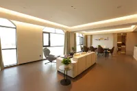 Le'an Longyuan Hotel (Binhu Park Branch)