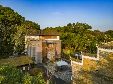 Jizhou Kiln Persimmon Tree Homestay