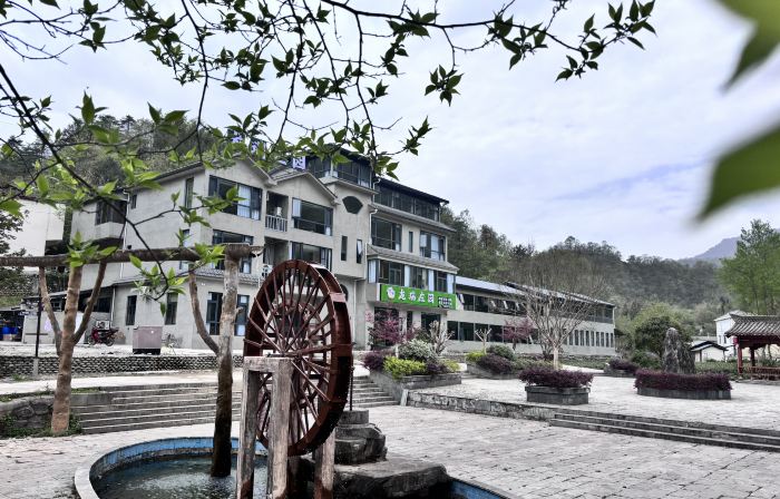Longrui Manor