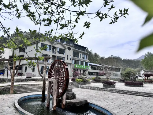 Longrui Manor - Parkplatz