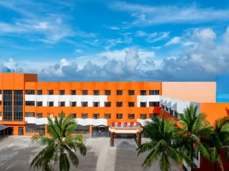 Jingangwan Hotel Отели рядом с достопримечательностью «Feisha Beach Tourist Centre of Shangchuan Island»