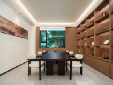 LEJU HOTEL Hotels in Qi County