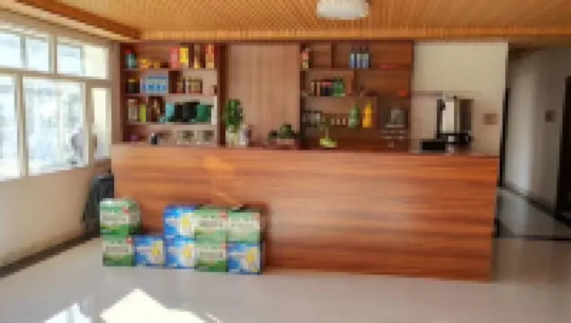 Ruixue ・ Youran Xueshe ・ Warm Leisure Resort Chinese Inn (Snow Town Scenic Area)