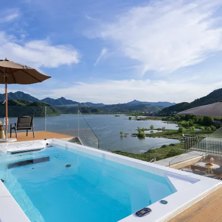 Floral Hotel · Tonglu Lanting Wangyue Homestay