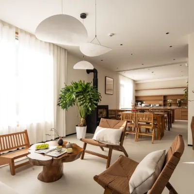 Floral Hotel·Luli · Cloud Retreat — Designer Stay by the Waterfall Hotels in der Nähe von Jiangxi Lushan Shannan National Forest Park