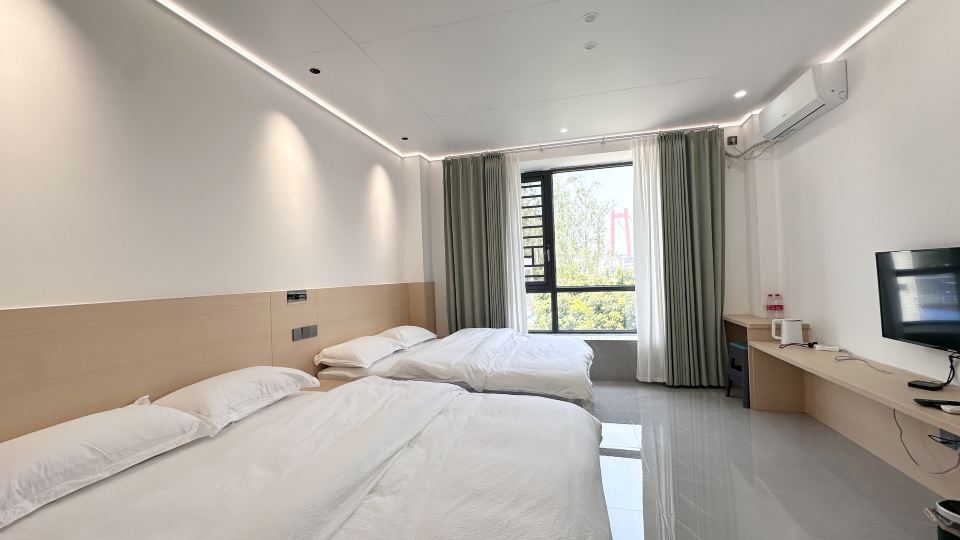 Longmen Island Homestay