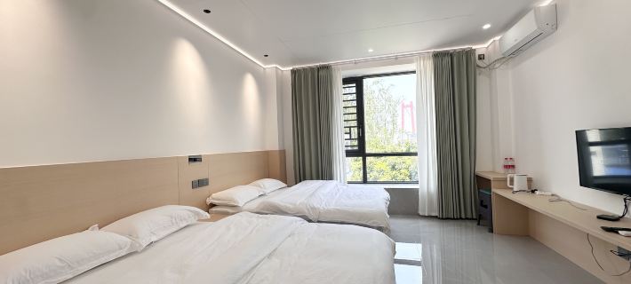 Longmen Island Homestay Hotels in Qinzhou