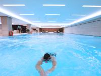 青岛海怡帆船酒店 - 室内游泳池