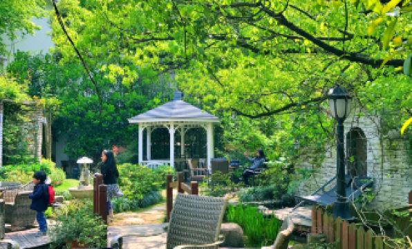 Longjing Xinqing Inn (West Lake Garden)