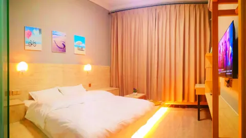 Shiping Garden Hotel in Thạch Bình