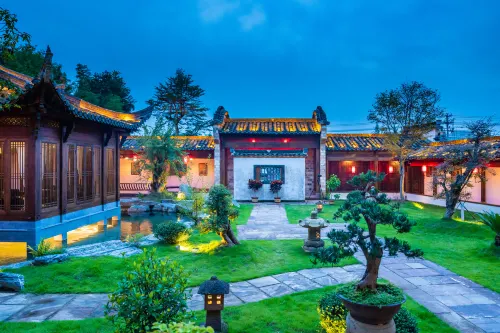 Hongcun poyin Minguoli Guesthouse