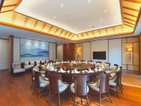 Howard Johnson The Bund Hotel Gasa - breakfast
