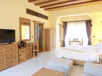 Toscana Valley Hotel La Casetta Hotels near Pete Maze