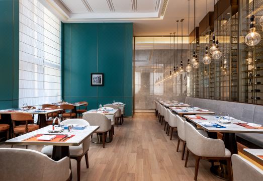 호텔 조식 및 라운지