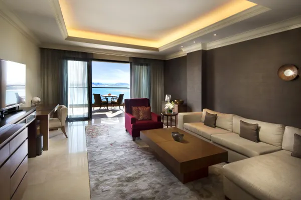 Fairmont the Palm Rooms