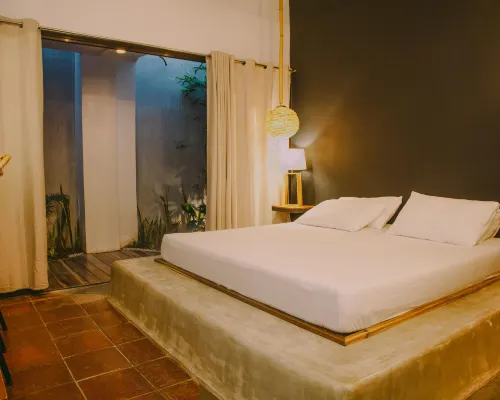 Sanse Boutique Hotel Hotels near Taraw Cliff