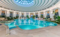 Monte-Carlo Bay Hotel & Resort - ติดทะเล