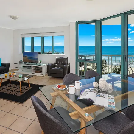 Grand Palais Boolarong Beachside Apartments