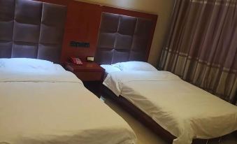 Yongning Jixiang Business Hotel