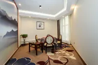 Xincheng Hotel - balcony