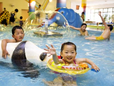 屋内プール 第一滝本館の写真