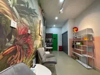 Dian Xing Apartment (Store at Baiziwan Metro Station, Guomao CBD, Beijing) - Condos