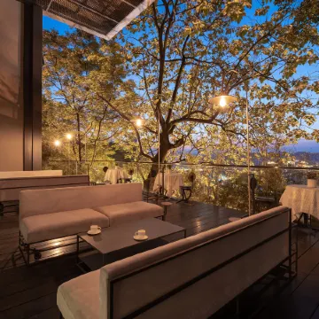 YOLO Eling Art Gallery Hotel（Erling No. 2 Factory Cultural and Creative Park Store）